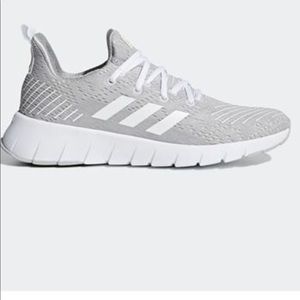 Adidas women’s Asweego Cloud White size 8